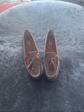 Classic GHBass Women’s Tassel Loafers in Burgundy 8
